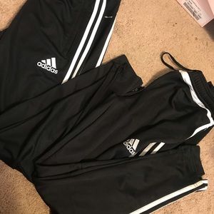2 pairs of Joggers